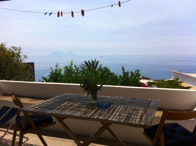 Casa Mare Blu Hotel Ginostra Szoba fotó